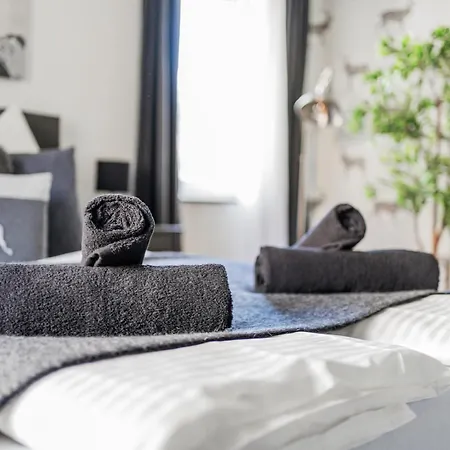 Innsbruck City Chalet Aparthotel Innsbruck