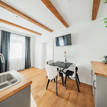 Innsbruck City Chalet Apartahotel Innsbruck